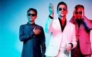 Узнавайте о начале розыгрыша приглашений на шоу Depeche Mode в приложении Эльдорадио