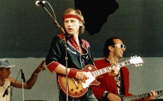 День с Легендой на Эльдорадио: Dire Straits