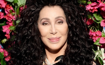 День с Легендой на Эльдорадио: Cher